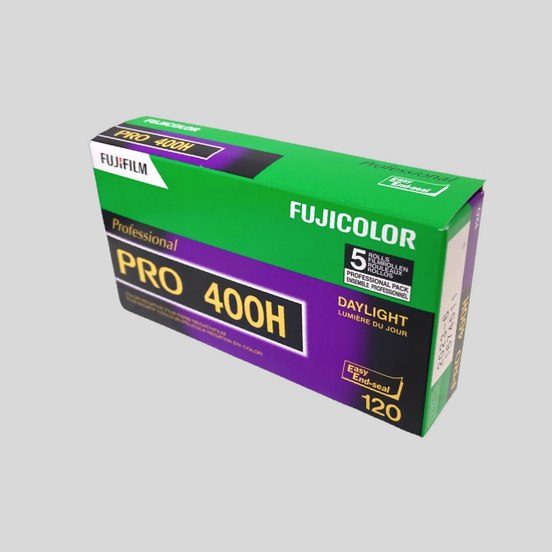 Fujifilm PRO 400H 120 (1 roll) [Expiry Date: 04/2023] – Camera 