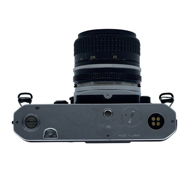 Nikon FE (wth Ai Nikkor 28mm f/3.5)