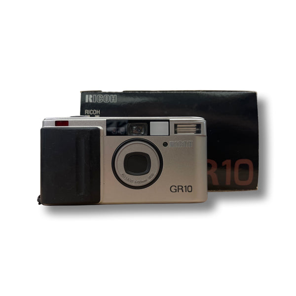 無カビ8433 良品 リコー RICOH GR10 - toplocacao.com.br